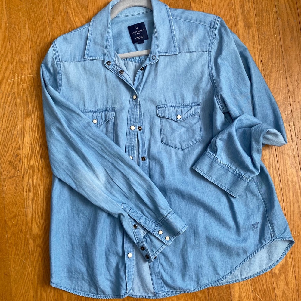 American Eagle Medium Blue Denim Shirt